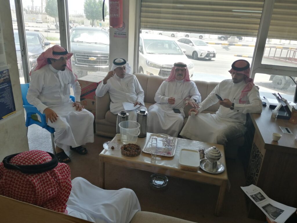 جمعية الصيادين بالجبيل تجتمع مع مدير الثروة السمكية بالمنطقة الشرقية